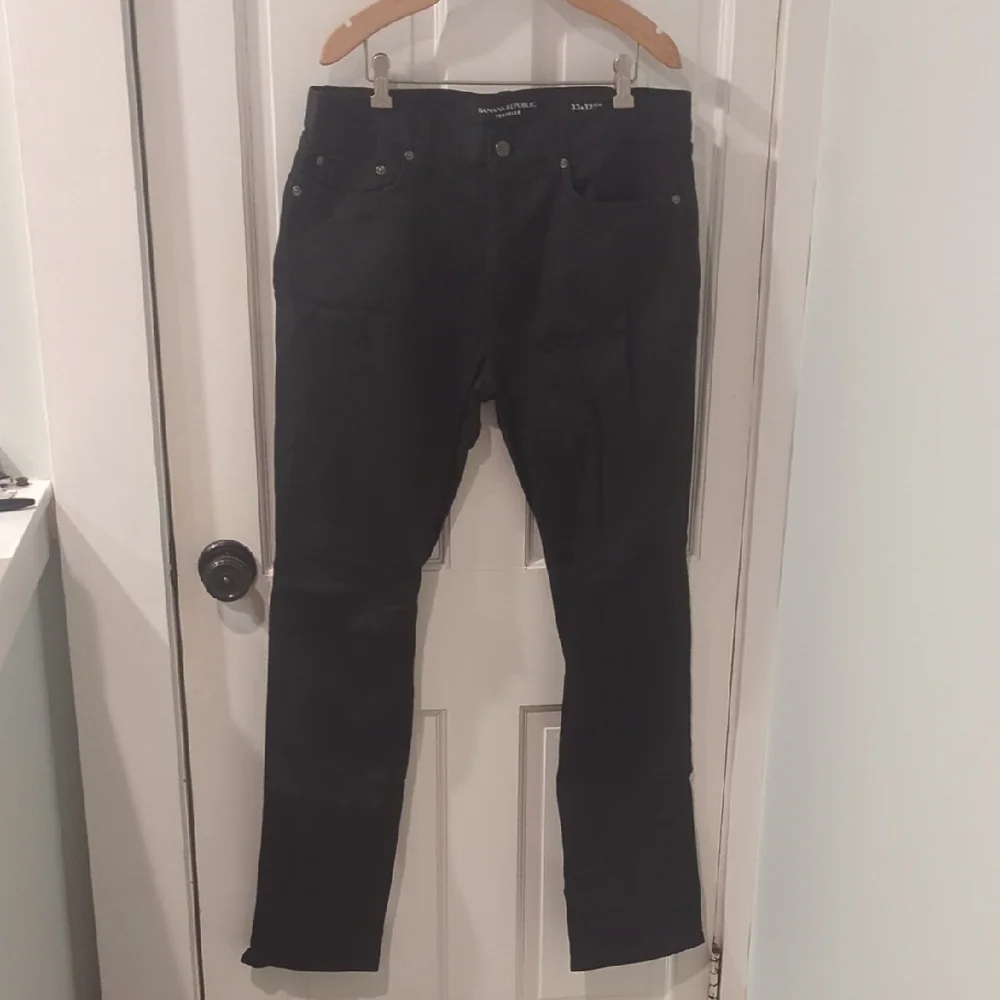 Banana Republic Dark Gray Slim Fit Jeans - Picture 1 of 8